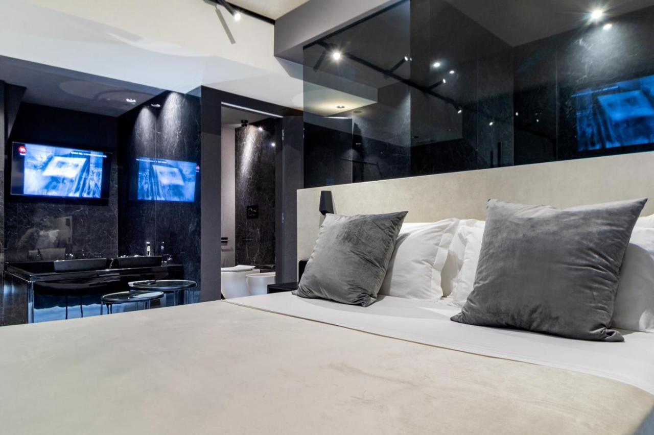 4 Suites " Unconventional Living Rooms " カターニア エクステリア 写真